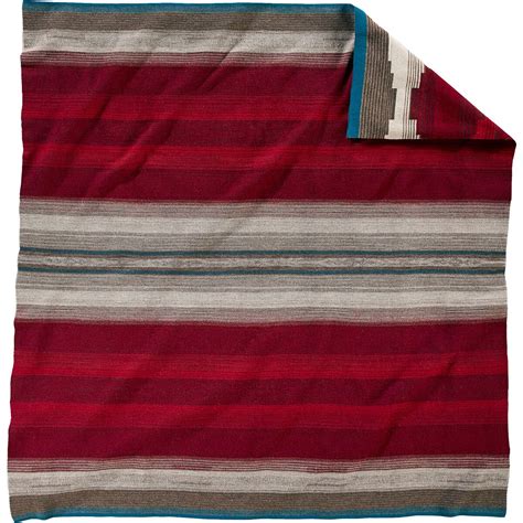 Pendleton Knit Jacquard Throw Accessories