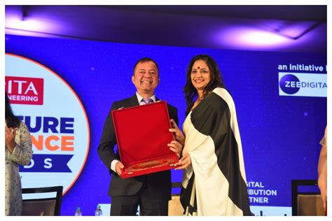 Edufuture Excellence Awards 2022 में बोले हिमांशु रायः कोरोना भले चला