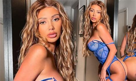 Too Hot To Handle S Francesca Farago Turns Up The Heat In A Lace Bodysuit For Racy Snap Daily