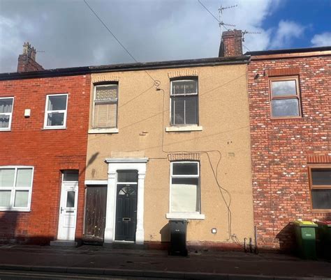 Plungington Road Preston Pr1 7ud 3 Bed Terraced House £700 Pcm £162 Pw