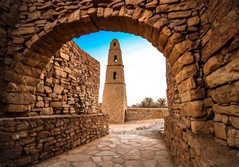 بالصور مسجد عمر بن الخطاب في الجوفمصراوى