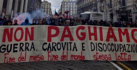 Gi Le Armi Su I Salari Napoli Si Mobilita Per La Pace E Contro Il