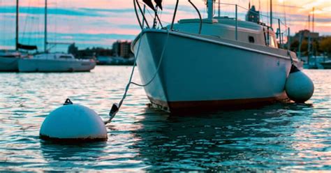 How To Tie A Boat To A Mooring Ball The Boat Galley