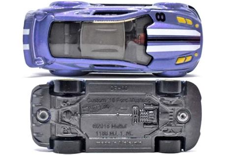 CUSTOM FORD MUSTANGのレビューボンネットがリーモコちゃんのレーシングマスタング FJY Hot Wheels 情報まとめ ホットウィール にわかマニア