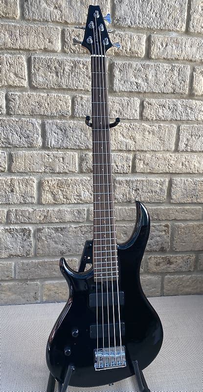 Aria Sb 40 Bass Left Handed Reverb