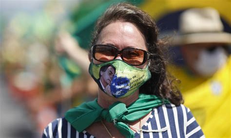 Il coronavirus corre in America Latina quai 110 mila morti tra Brasile e Perù