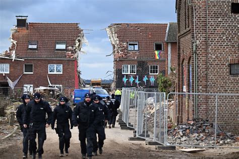 Lützerath bis auf zwei Aktivisten im Tunnel geräumt