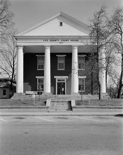 Lee County Courthouse Clio