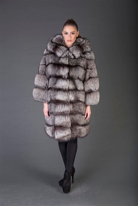 Hooded SAGA Silver Fox Fur Coat | SKANDINAVIK FUR