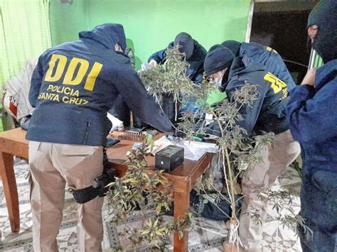 Mega operativo en Caleta Olivia incautan 50 dosis de cocaína