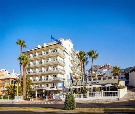 Hotel Las Arenas **** from Benalmadena is in front of Santa Ana beach