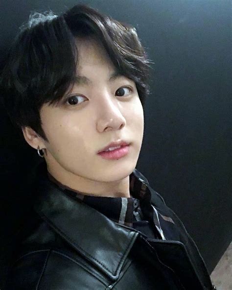 That Mole Under His Lips Looks So Attractive 🅱ro Jungkook Selca Jeon