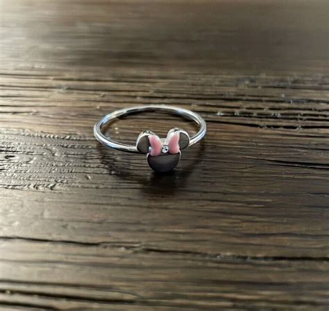 Pura Vida Disney Minnie Mouse Icon Ring Silver Pink Enamel Size 7 NWT