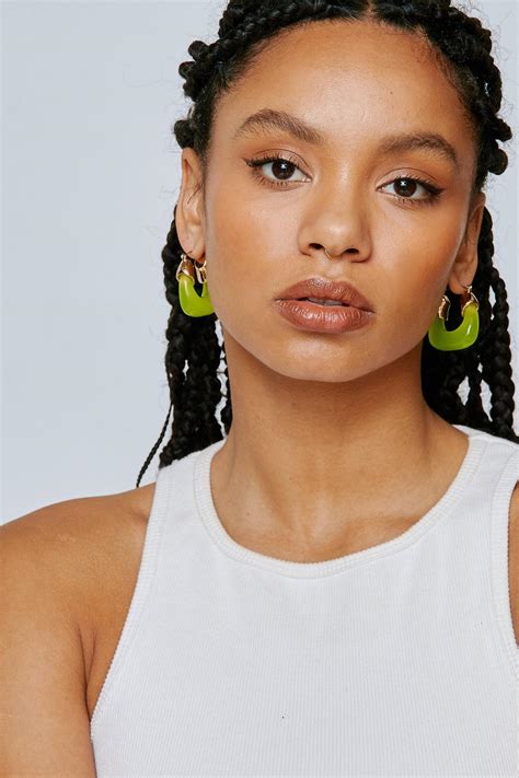 Curved Hoop Earrings Nasty Gal