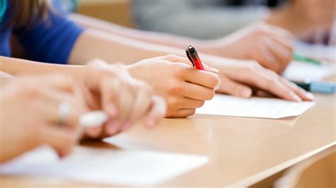 Ето как се пише: одобрение или удобрение | Actualno.com
