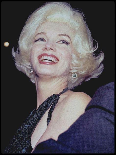 Marilyn-MONROE rare & candid | Marilyn monroe photos, Rare marilyn ...