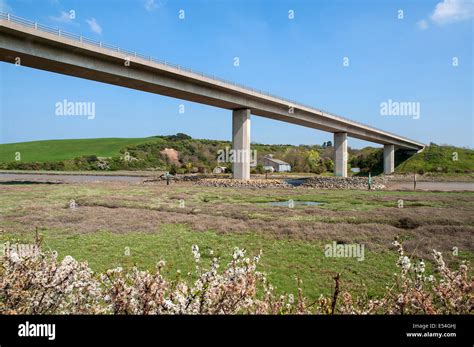 Bridge Over River Camel Wadebridge Hi Res Stock Photography And Images