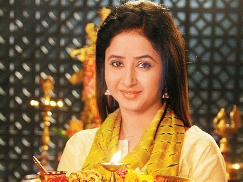 Sana Amin Sheikh Sana Amin Sheikh Celebrates Rakhi With Mumbai Traffic