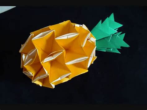 origami pineapple    tissue paper pineapple pouf flamingo