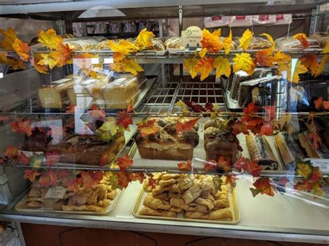 RACINE BAKERY - 71 Photos & 53 Reviews - Bakeries - 6216 S Archer Ave, Chicago, IL - Restaurant ...