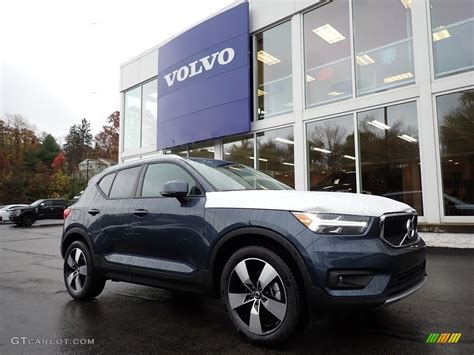 Denim Blue Metallic 2021 Volvo Xc40 T5 Momentum Awd Exterior Photo 140032810