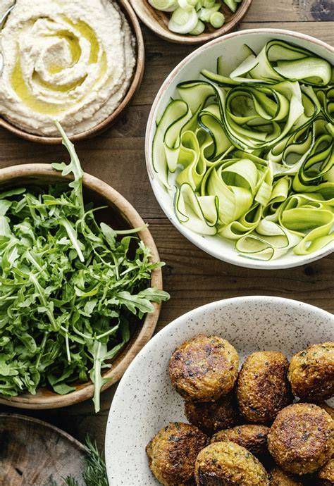 Vegan Mediterranean Diet: Satisfying Recipes Without Meat – Gyro Cafe