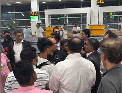 Air India Flyers Staff Spar Over Flight Delay At Delhi Airport