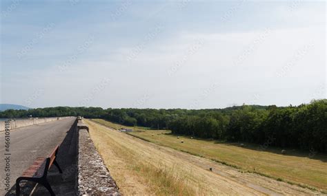 Barrage Et Plan D Eau De Michelbach En Alsace Haut Rhin Digue