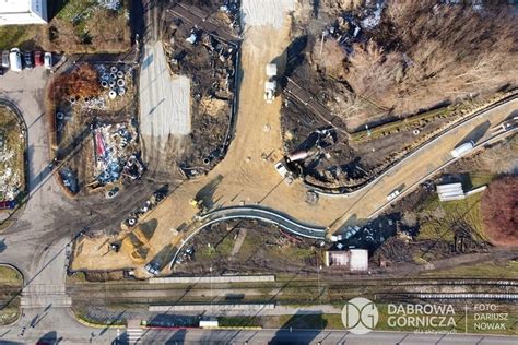 Budowa centrum przesiadkowego w Dąbrowie Górniczej trwa Tunel pod