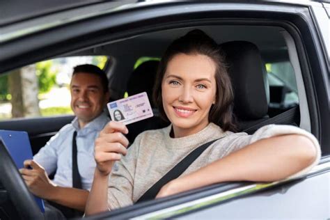 Aide financière de lÉtat pour le permis de conduire des jeunes les