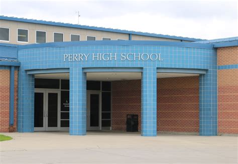 Last day of school year a good time for Perry Middle School students ...