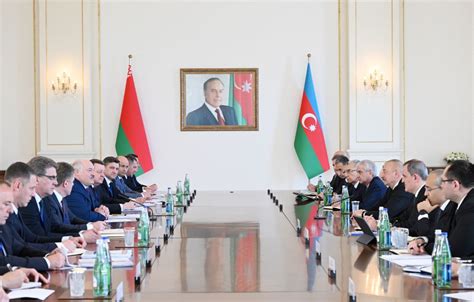 President Ilham Aliyev Holds Expanded Meeting With President Aleksandr