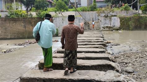 Pesantren Benda Kerep Pesantren Tua Yang Teguh Pada Tradisi CLUETODAY