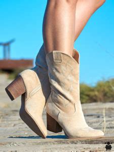 Botas Altas Boho Chic Beige Con Flecos Oveja Bohemia