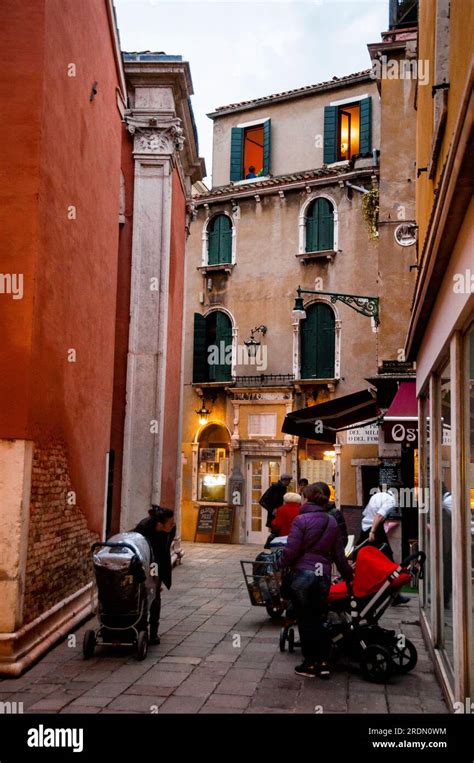 Renaissance architecture in Venice, Italy Stock Photo - Alamy