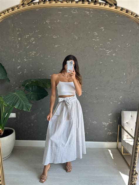Nude Çizgili Kuşaklı Keten Etek