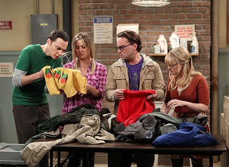 Photo De Jim Parsons Photo Jim Parsons Johnny Galecki Kaley Cuoco Allociné