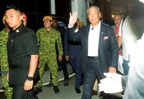 Malaysians Must Know The Truth Muhyiddin Arrives At Pas Centre In Gombak