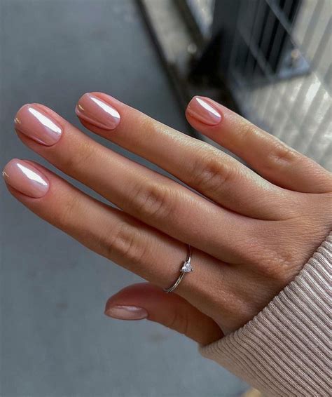 Latest Nude Chrome Nail Ideas To Try In