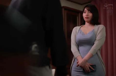 đưa cô bạn học cũ đang bỏ nhà đi vì cãi nhau với Người chồng vào nhà trọ tâm sự Sex Hay HeoVL