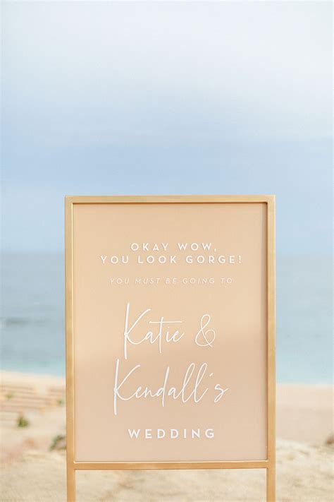 26 Totally Chic Wedding Welcome Sign Ideas