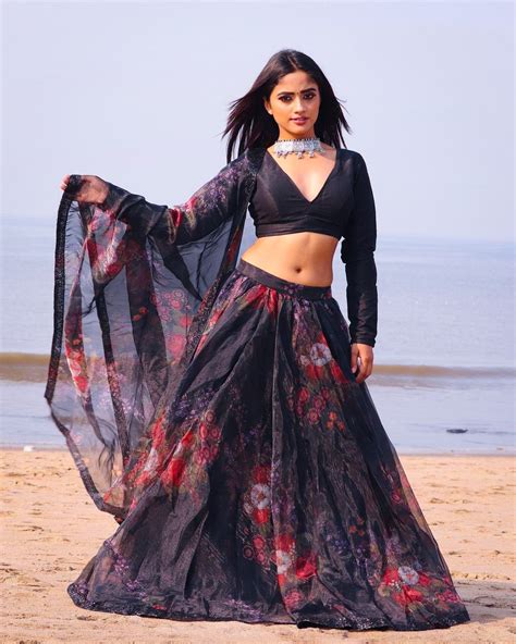 30 Nisha Gurgain Hot Pictures TikTok Star Nisha Gurgain Boyfriend