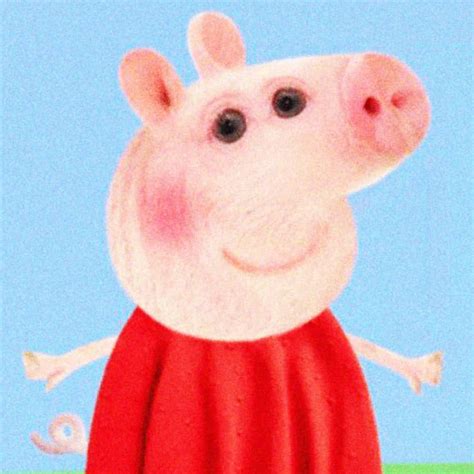 Download Funny Peppa Pig Cute Smile Picture | Wallpapers.com