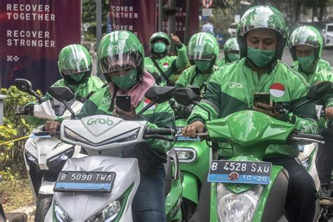 Hitung Hitungan Pendapatan Taksi Dan Ojek Online Grab Startup