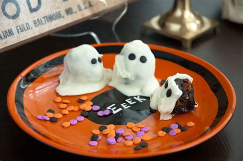 Eek Oreo Truffle Beasties For Halloween Knuckle Salad