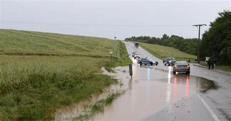 Heftige Unwetter In Der Region Sorgen Für überflutete Straßen Und