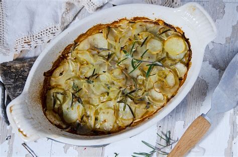 Patatas Panaderas Al Horno Receta De Una Guarnici N F Cil Y Perfecta