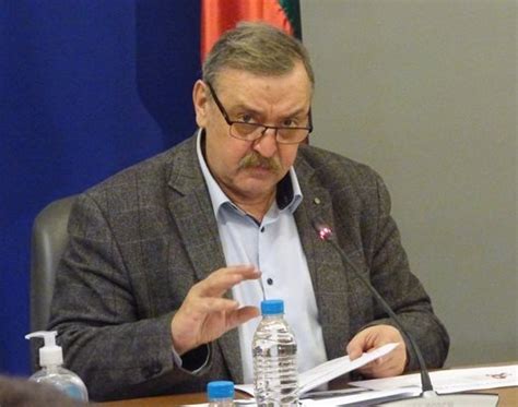 Проф. Кантарджиев и директорите на детски ясли коментират мерки срещу ...