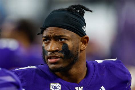 Washington S Kalen DeBoer Expects RB Dillon Johnson To Be Ready For CFP