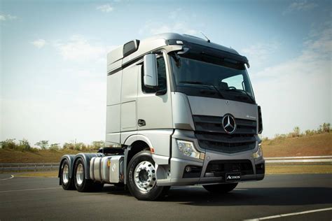 Mercedes Lança Novo Actros O Caminhão De Luxo Que Freia Sozinho